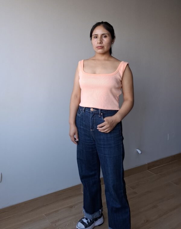 CROP TOP MELON SIN MANGAS  MUJER - Imagen 5
